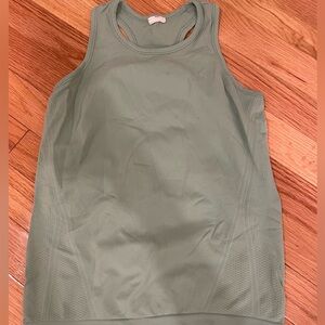 Girls green athleta tank top size medium